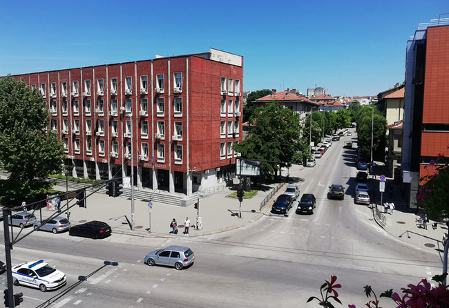 В Плевен временно ще бъде ограничено движението по главна улица във връзка с празнично шествие за дипломирането на млади лекари