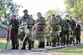 Пловдив - Ден на военния парашутист - честване
