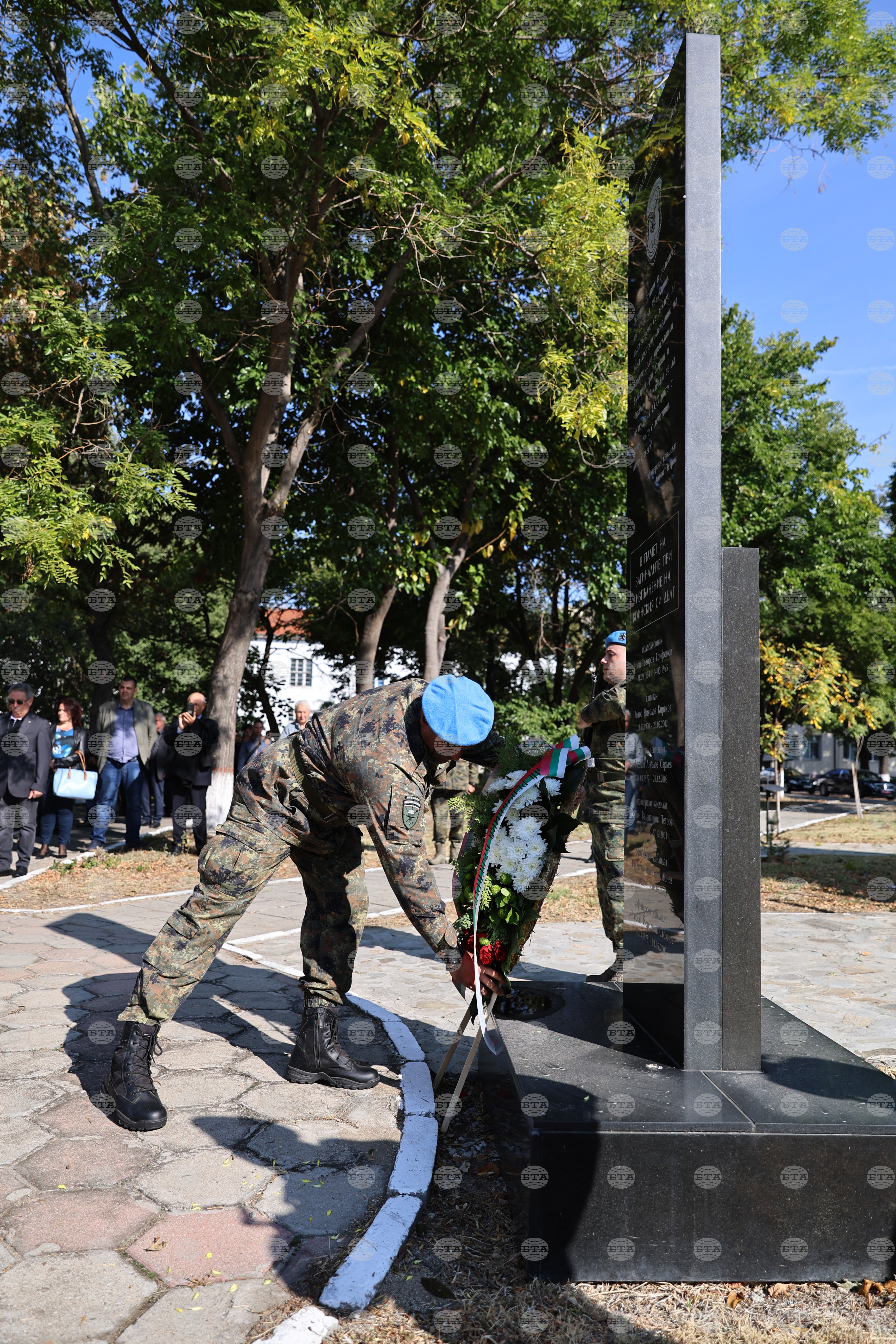 Пловдив - Ден на военния парашутист - честване