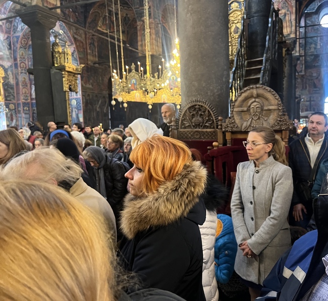 ОА Благоевград: В деня на Свети Иван Рилски областният управител присъства на празничната света литургия в Рилския манастир