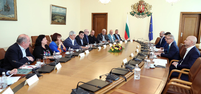 Министерски съвет: Пари от бюджета за 2024 г. ще има само срещу конкретни дейности с ясни разчети