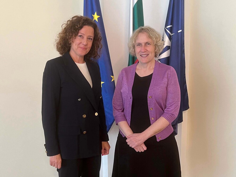 МВнР: Заместник-министър Ирена Димитрова проведе среща с г-жа Елън Джърмейн, Специален представител на Държавния департамент на САЩ по въпросите на Холокоста