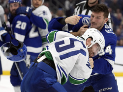 Canucks Lightning Hockey