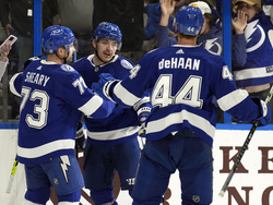 Canucks Lightning Hockey
