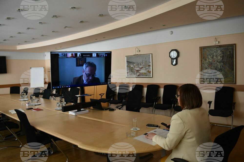 Economy Minister Sets New Tasks to Bulgaria's Commercial Attaches Worldwide