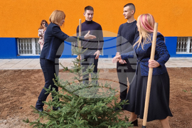 Обновена сграда на 2 СУ „Акад.Емилиян Станев“