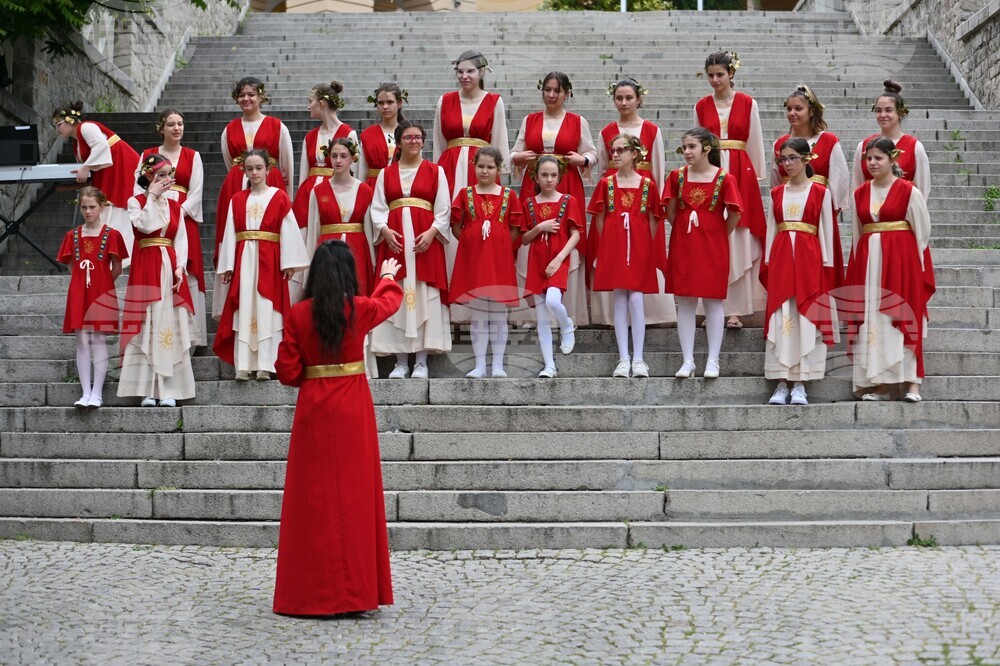 Пловдив - Дефиле "Вино и гурме" - откриване