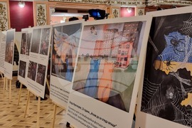 Изложба „Солидарност с Украйна! Ужасът на войната срещу Украйна в снимки и детски рисунки“