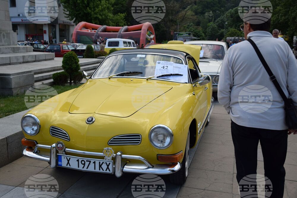 Благоевград - автомобили - ретро парад