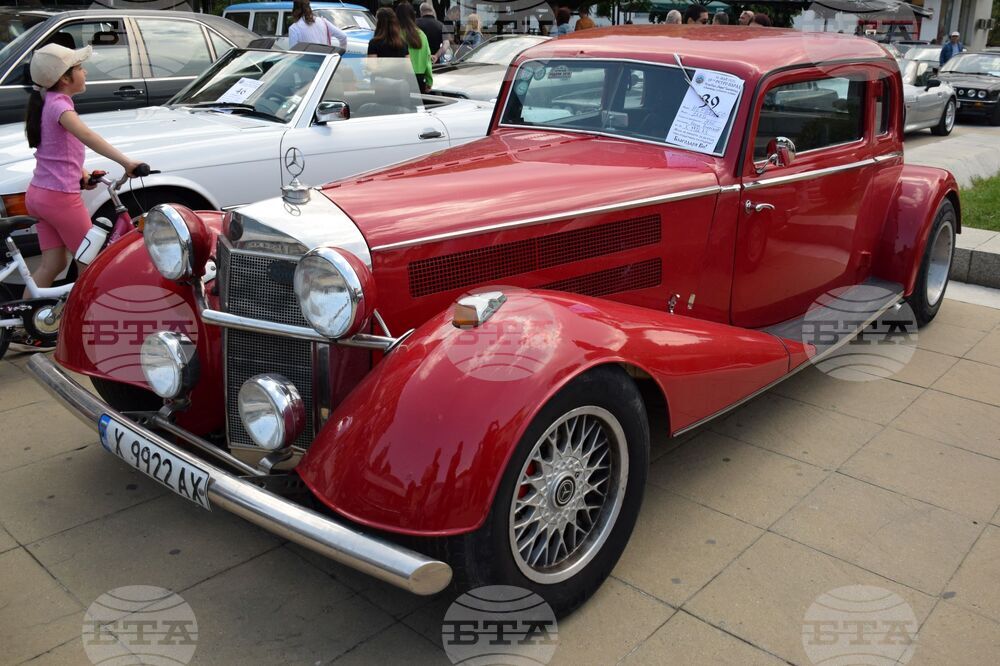 Благоевград - автомобили - ретро парад