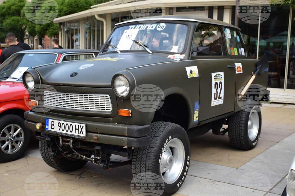 Благоевград - автомобили - ретро парад