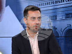 Снимка: Възраждане