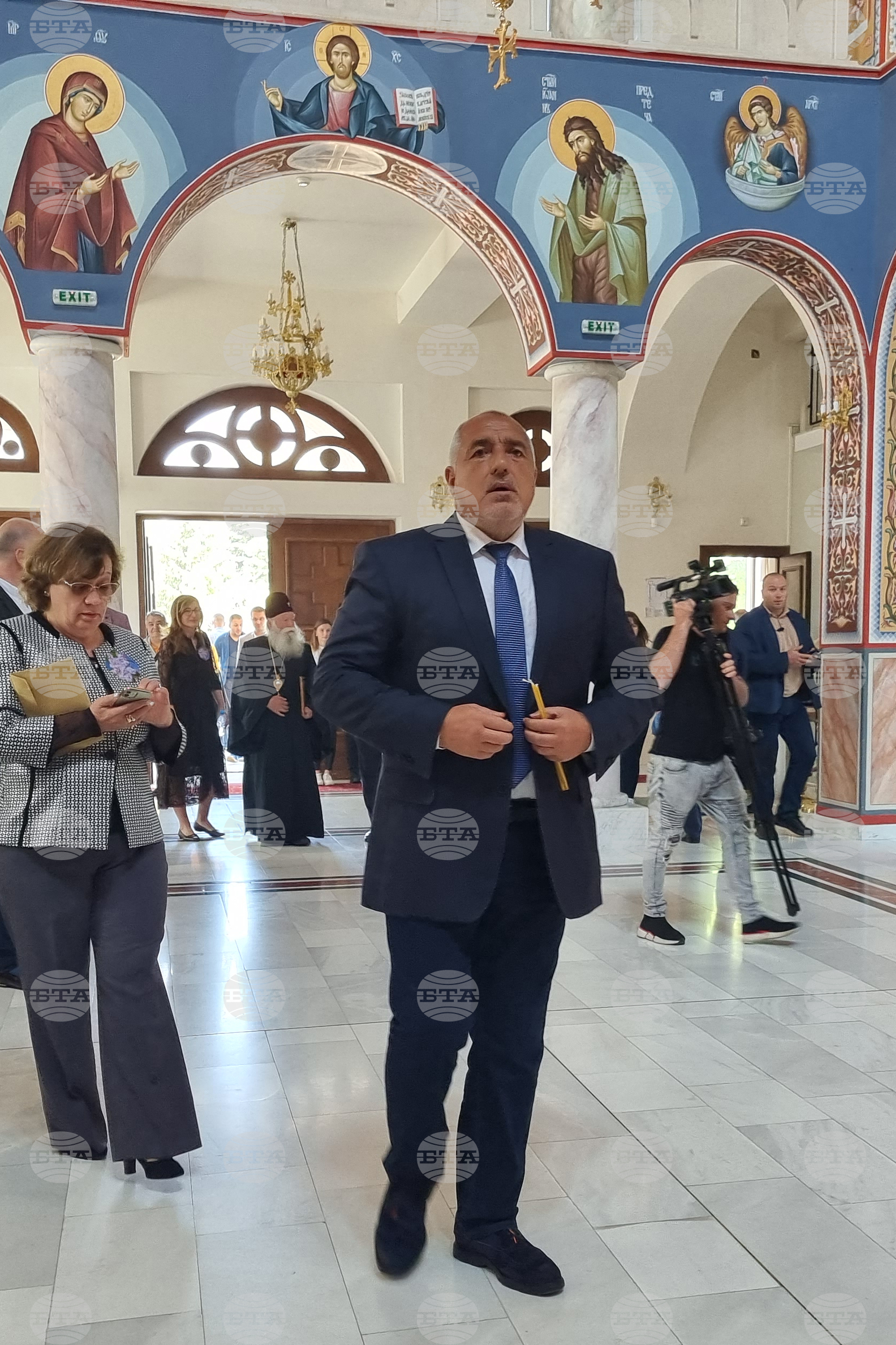 Ловеч - ГЕРБ - Бойко Борисов - храм