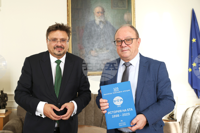 BAS President, BTA Director General Meet on Occasion of Marin Drinov’s Anniversary