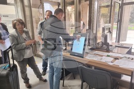 Плевен - бюлетини - машини за гласуване