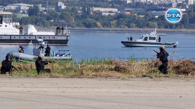 Подготовката на морските специални сили е отлична, каза командирът на ВМС