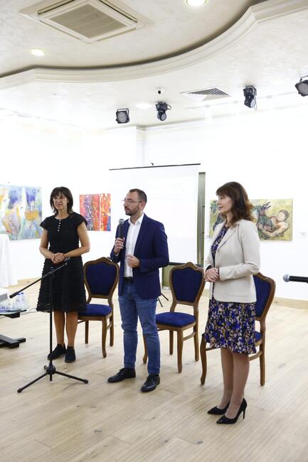 Антон Хекимян: Задължително е да увеличим с 50% заплатите на непедагогическия персонал и медицинските сестри в учебните заведения