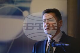 Министерство на електронното управление - машини за гласуване - софтуер - Ангел Петров