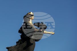 Статуя  "Света София" 