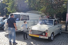 Кърджали - ретро парад