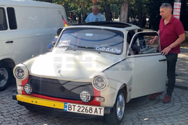 Кърджали - ретро парад