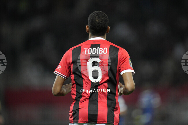 Уест Хям привлече с постоянен трансфер Тодибо от Ница