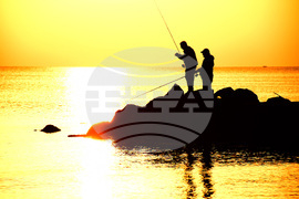 Поморие - топло време - изгрев - рибари