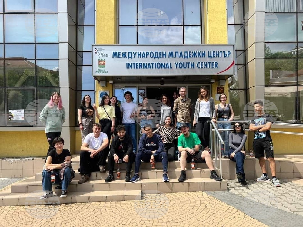 Приключи проектът за обучение на младежки работници "Заеми се, наеми се"