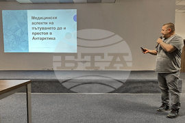 Ахелой - Българският кораб "Св. св. Кирил и Методий" - експедиция "ANTARSUP-23" - нови научни прибори