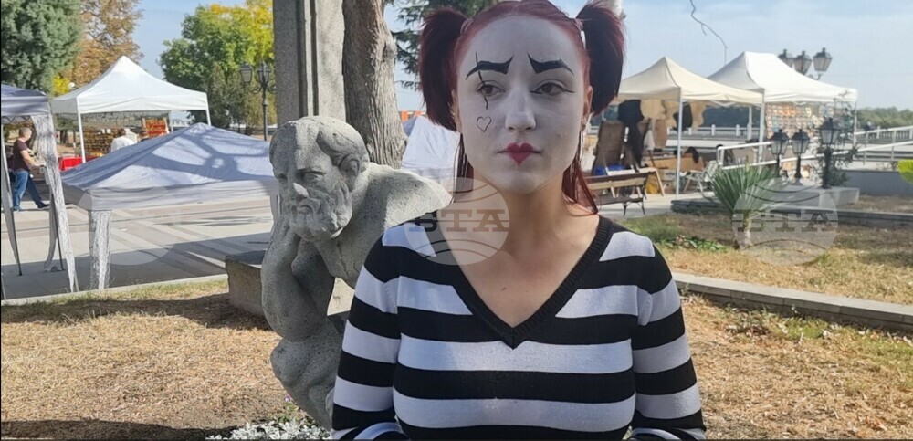 Млада актриса създава собствена театрална школа във Видин