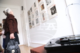 Столична библиотека - "Картини от грамофонните плочи" - изложба