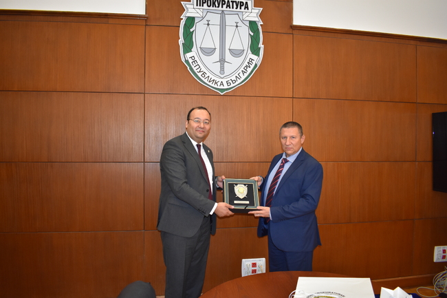 ПРБ: И.ф. главен прокурор Борислав Сарафов прие делегация от Главната прокуратура на Република Узбекистан