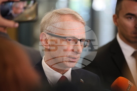 Благоевград - Американски университет - Николай Денков - пресконференция