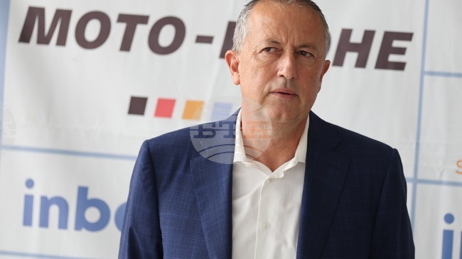 Президентът на БФ по биатлон Атанас Фурнаджиев се надява на допълнителна подкрепа от държавата за постигането на още по-големи успехи 