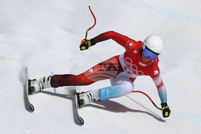 Световната шампионка Корин Сутер спечели алпийското спускане при жените на Олимпиадата в Пекин