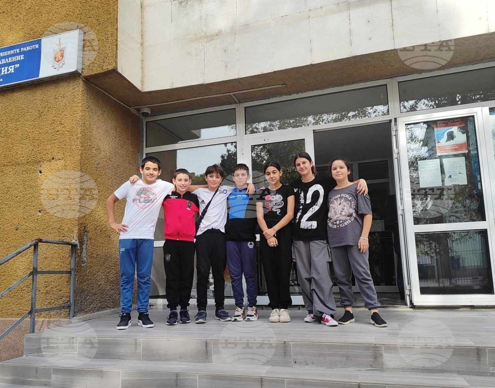 Деца от Силистра намериха пари и ги предадоха в полицията