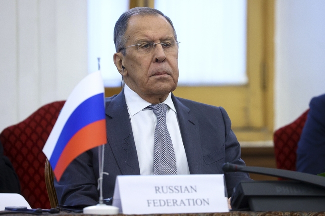 Израелските бомбардировки срещу ивицата Газа са в нарушение на международното право, смята Сергей Лавров