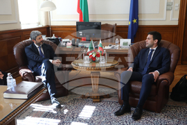 Роберто Фико - Никола Минчев - среща