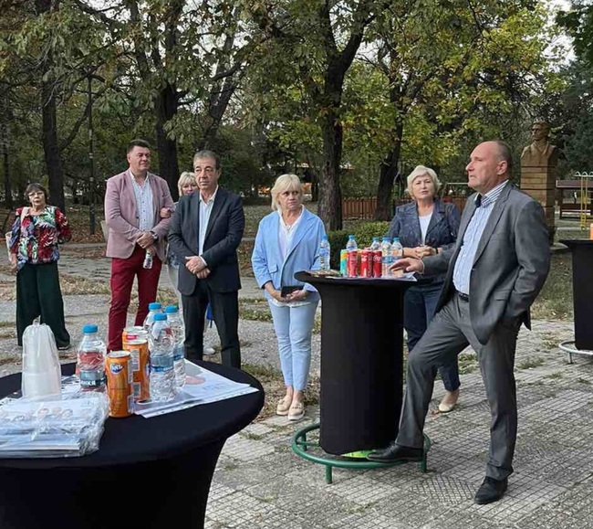 НДСВ: Маноела Георгиева се срещна с жителите на Горубляне