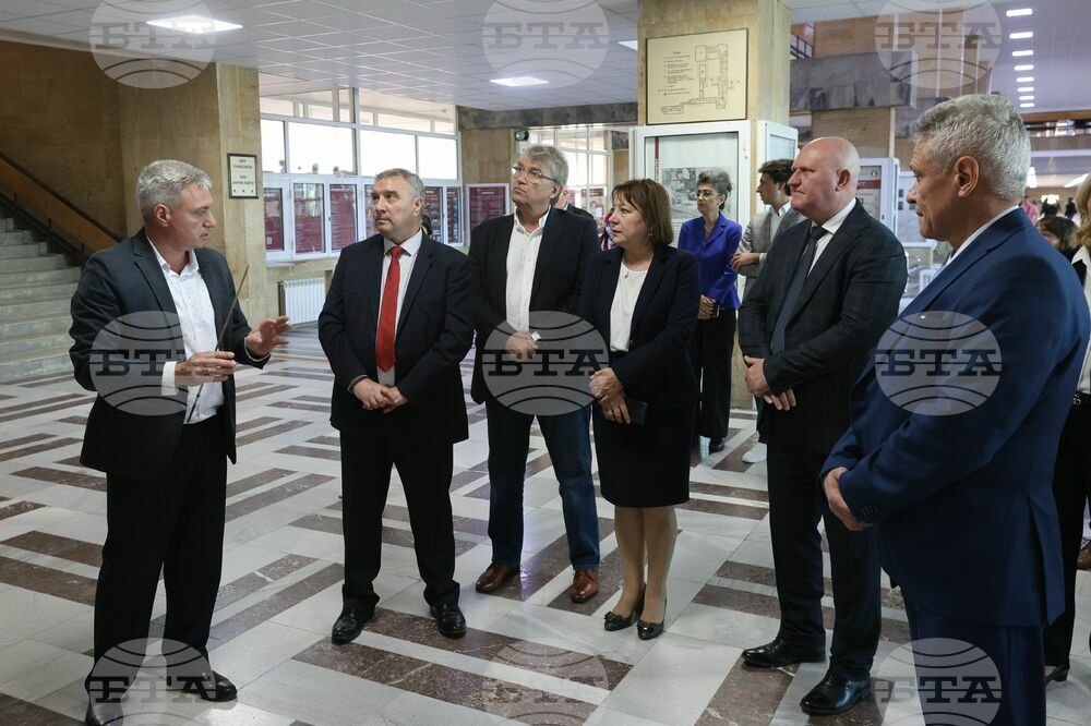 УНСС - фотоволтаичен парк - откриване