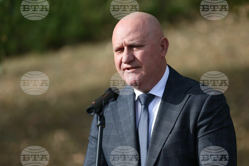 Education Minister to Open Information Meeting on Dual Training