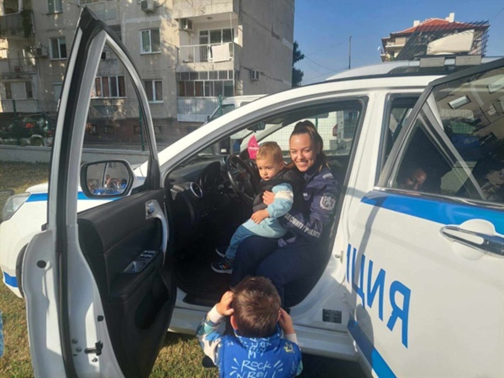 Деца от ясла в Свиленград се обучаваха на пътна безопасност