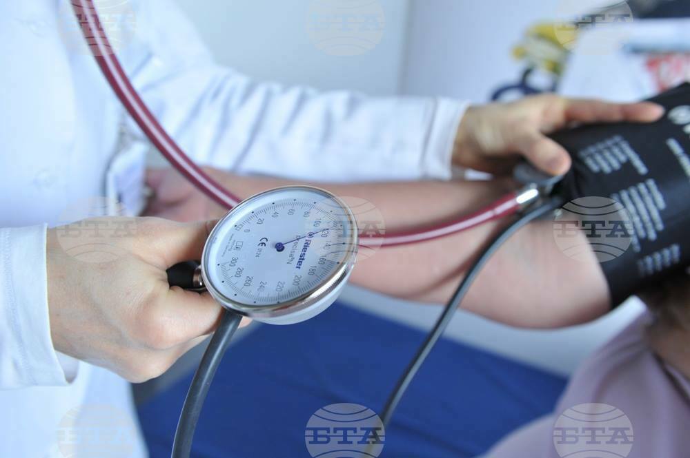 Скрининг за безплатно измерване на кръвното налягане се провежда в цялата страна