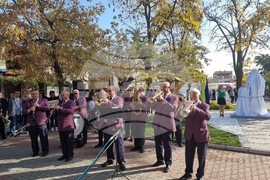 Ямбол - Паметник на ямболските учители - народни будители - откриване