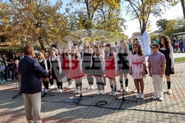 Ямбол - Паметник на ямболските учители - народни будители - откриване