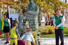 Ямбол - Паметник на ямболските учители - народни будители - откриване