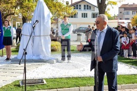 Ямбол - Паметник на ямболските учители - народни будители - откриване