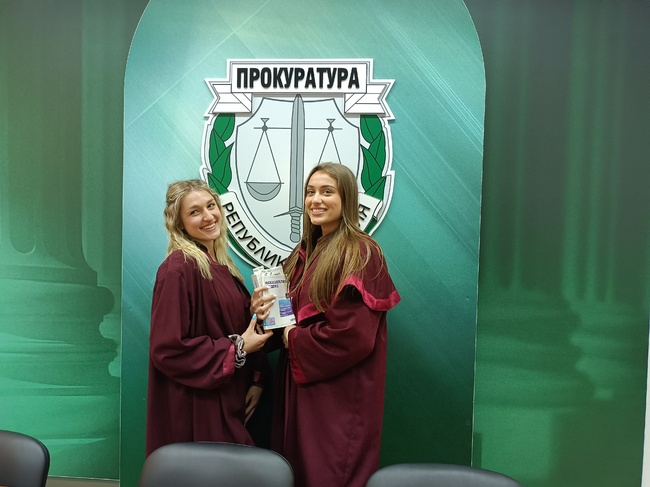 Над 40 бъдещи юристи придобиха непосредствени познания от работата на прокурора по време на инициативата „Ден на отворените врати“ на Апелативна прокуратура - Бургас