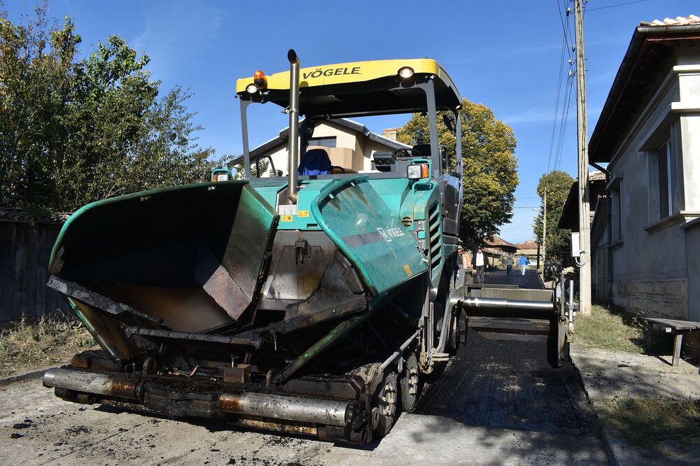 Община Разград: Започнаха текущите ремонти на улици в населени места в община Разград 