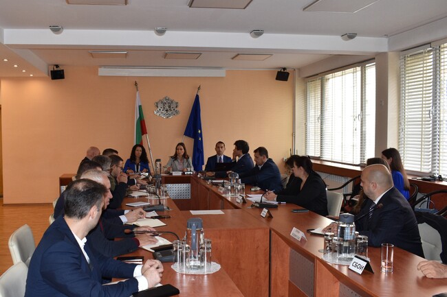 Зам.-министър Щонова: Български фирми от отбранителния сектор може да кандидатстват по европейска програма (ASAP) за финансови средства в размер на 500 млн. евро